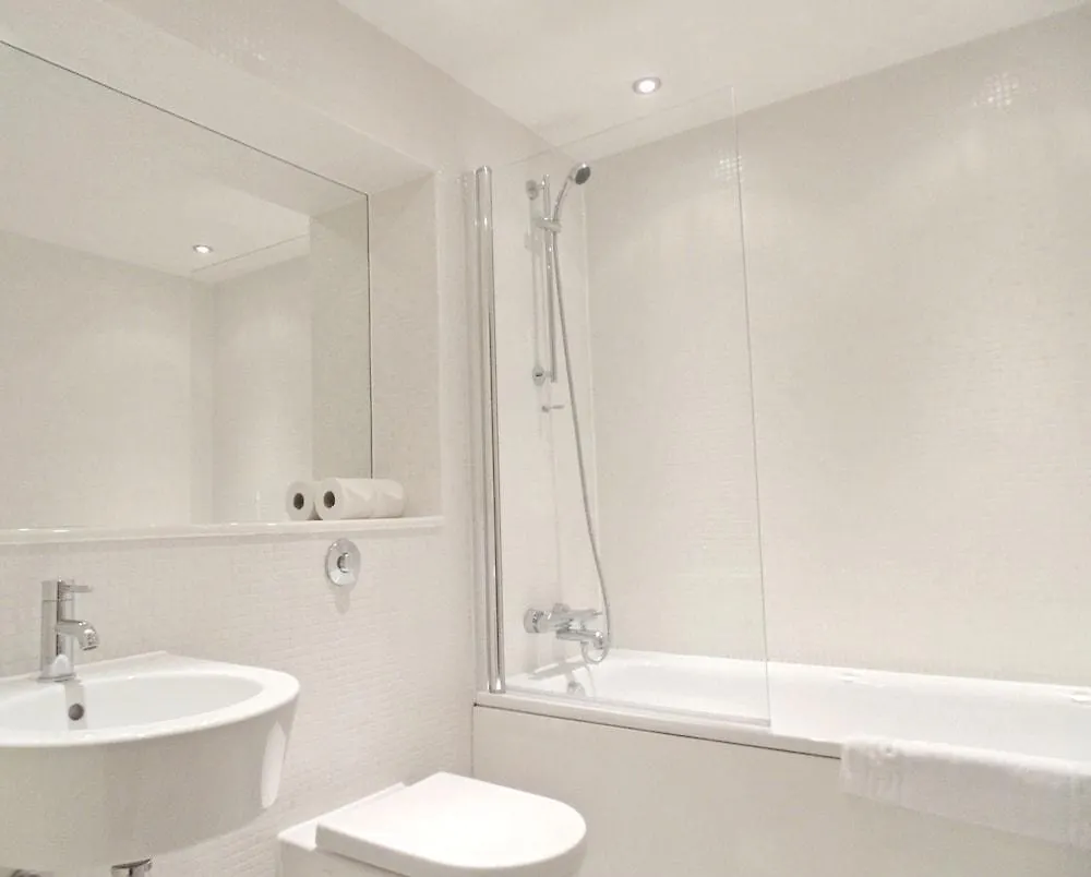 ****  Still Life Canary Wharf Executive Hotel London United Kingdom